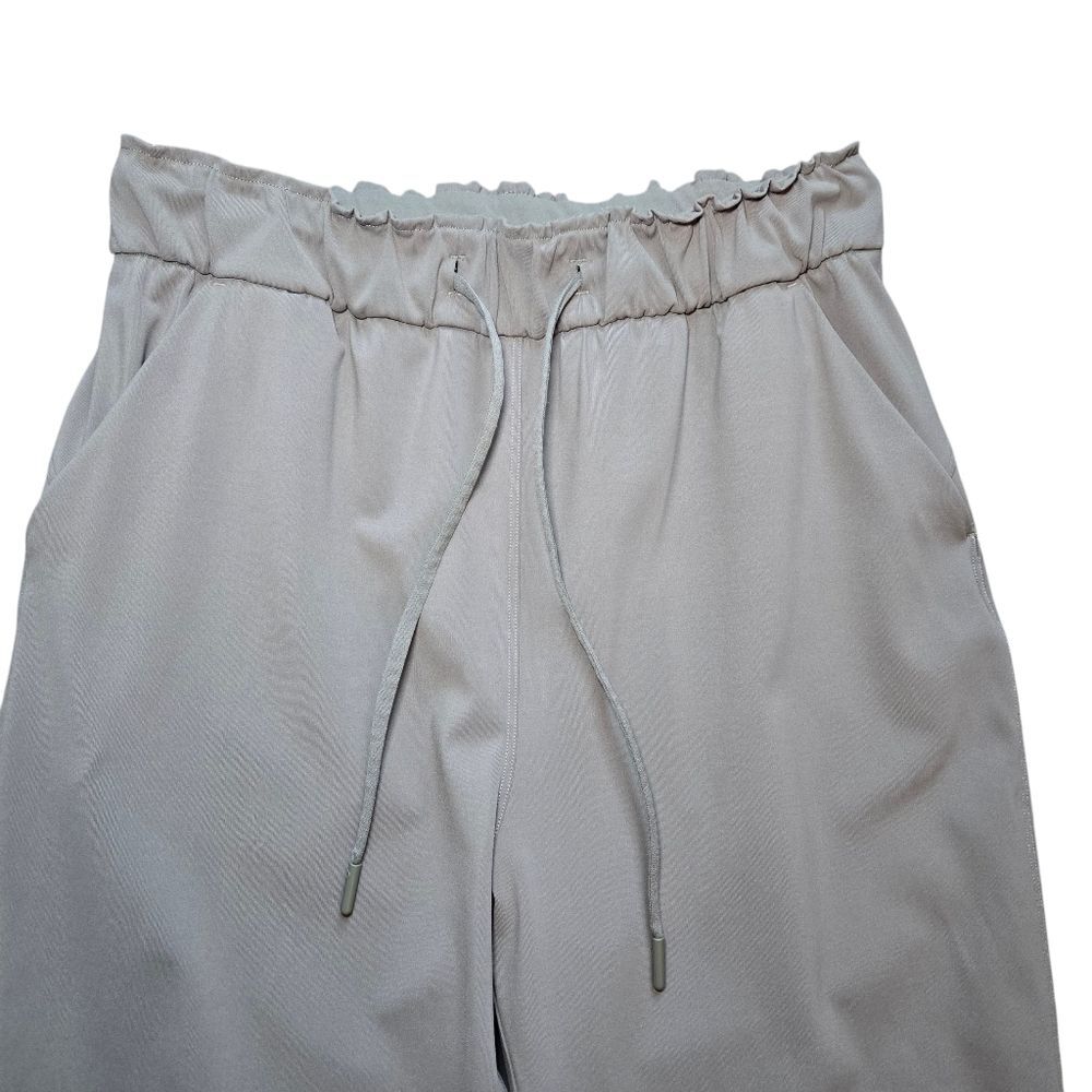 Lululemon Keep Moving Crop 23" - Grey Sage - Picture 3 of 9